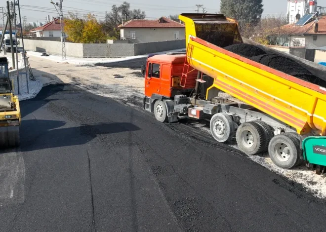 Konya Selçuklu’da asfalt çalışması devam ediyor